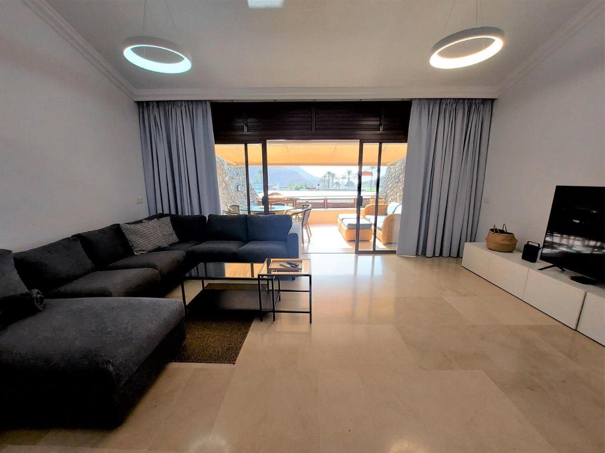 Villa Happiness - Luxury Chalet With Sea View لاس بالماس دي غران كاناريا المظهر الخارجي الصورة