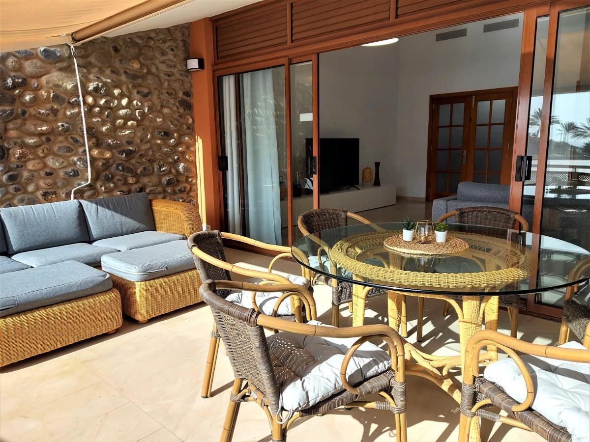 Villa Happiness - Luxury Chalet With Sea View لاس بالماس دي غران كاناريا المظهر الخارجي الصورة